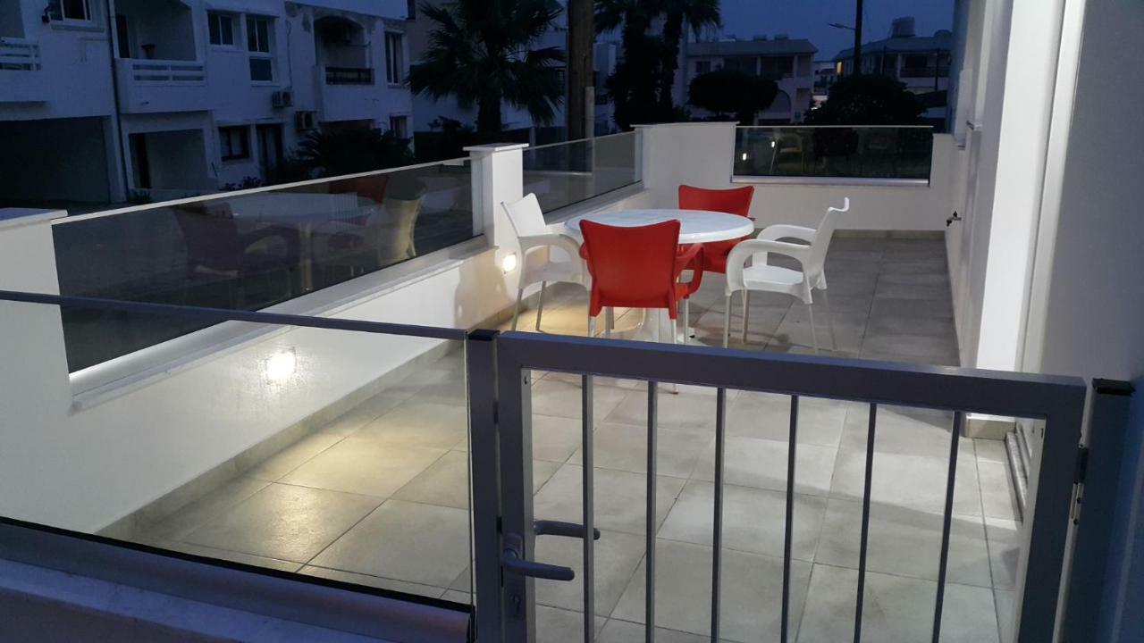 Chris'S Holiday Apt - Ayia Napa Ngoại thất bức ảnh